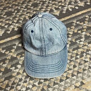 Jean Hat